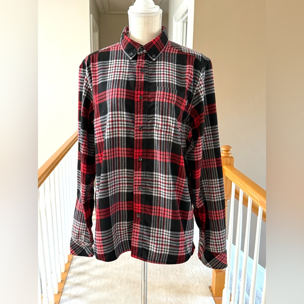 Men's KAVU Red Black Plaid Long Sleeve Button Down Shirt Size M - Picture 13 of 13
